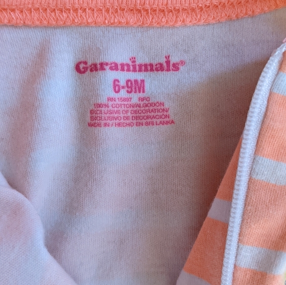 2 infant footie pajama playsuits - Picture 5 of 8